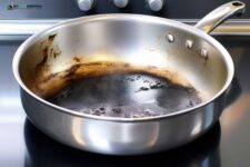 how to clean stainless steel pan